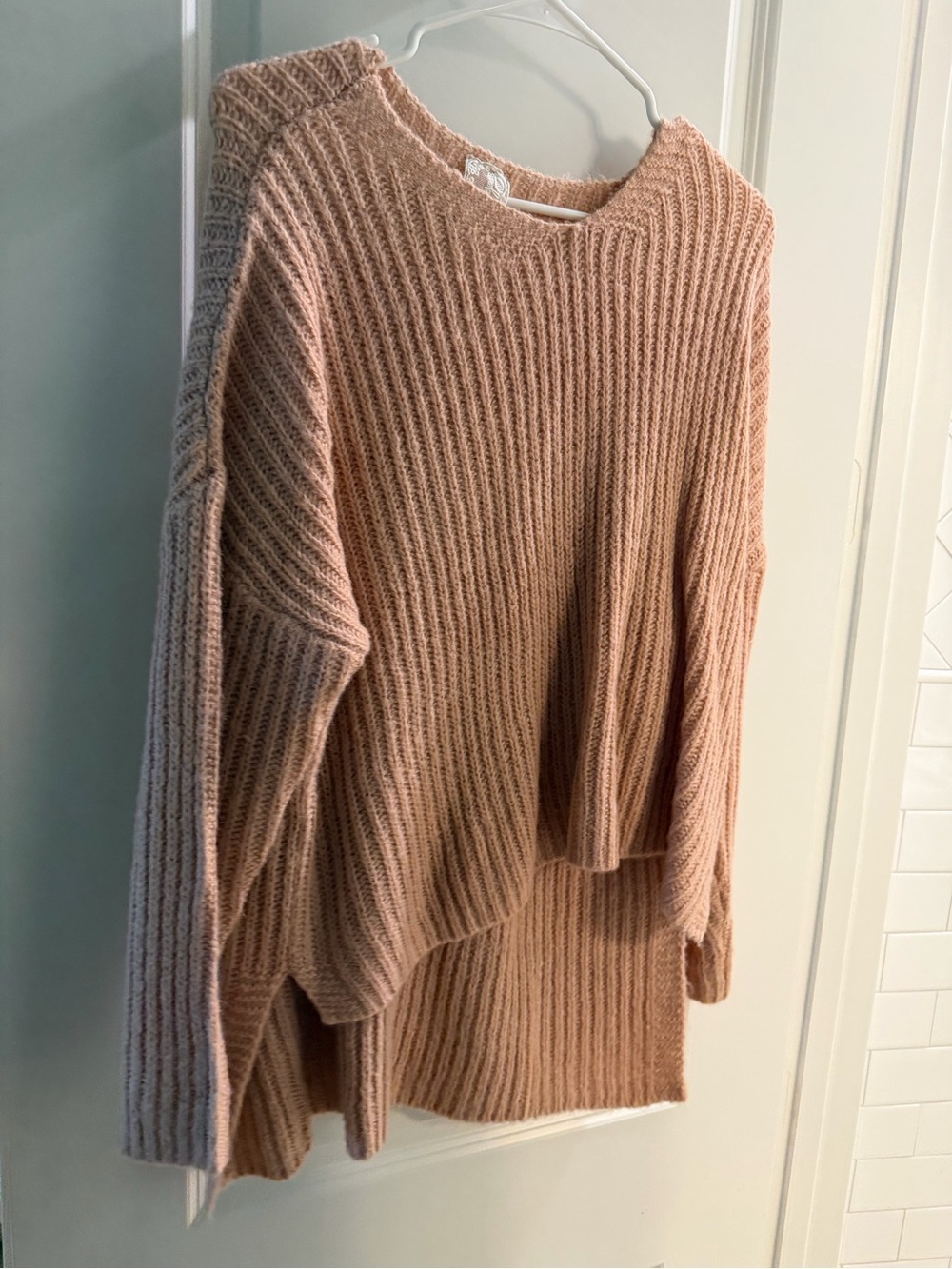 Women's Oversized Rib-Knit Sweater - Blush